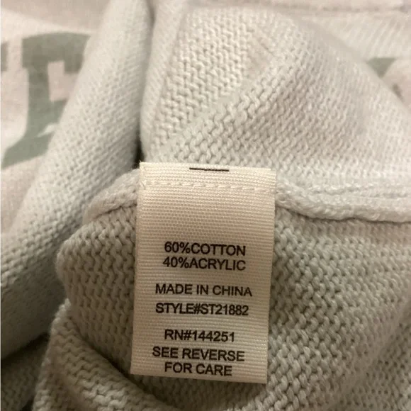 💕Adorable Moon & Madison sweater set 💕 Absolutely love this 💕 Too small for me 😢 - Picture 5 of 6